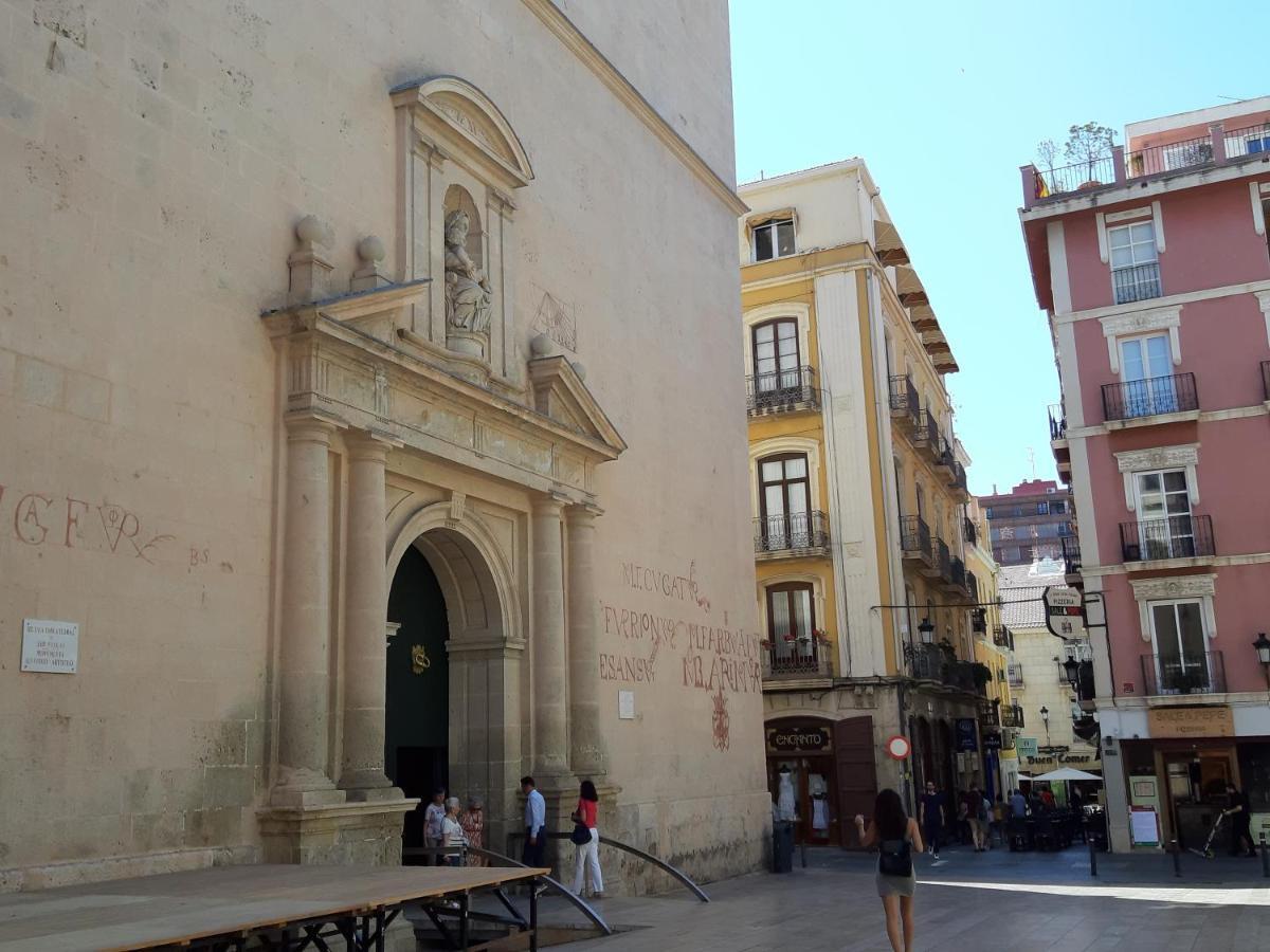 Apartamento Grande - Castillo Santa Barbara Alicante Eksteriør bilde