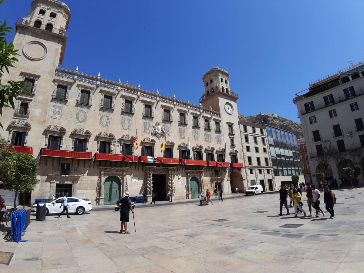 Apartamento Grande - Castillo Santa Barbara Alicante Eksteriør bilde